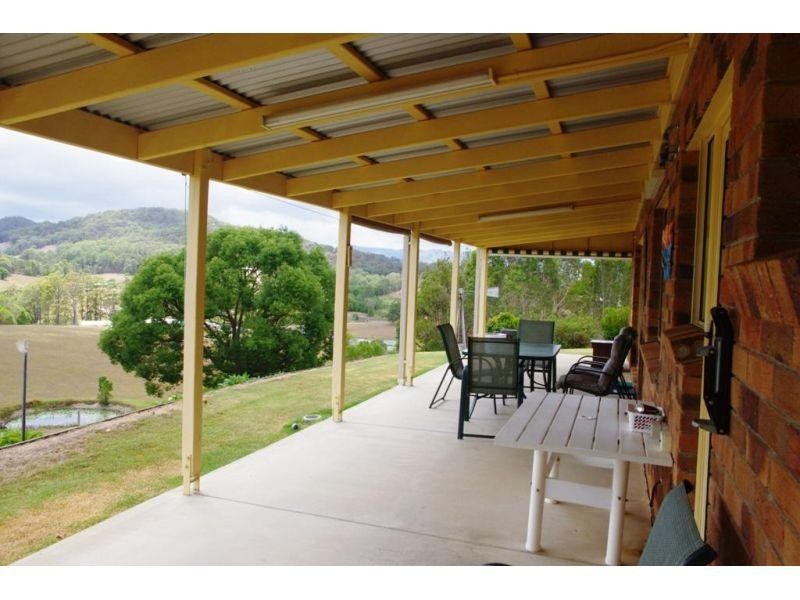 33 Lynch Road, East Deep Creek QLD 4570