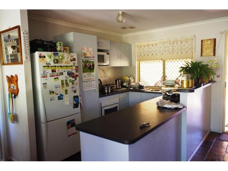 16 Heights Drive, Gympie QLD 4570