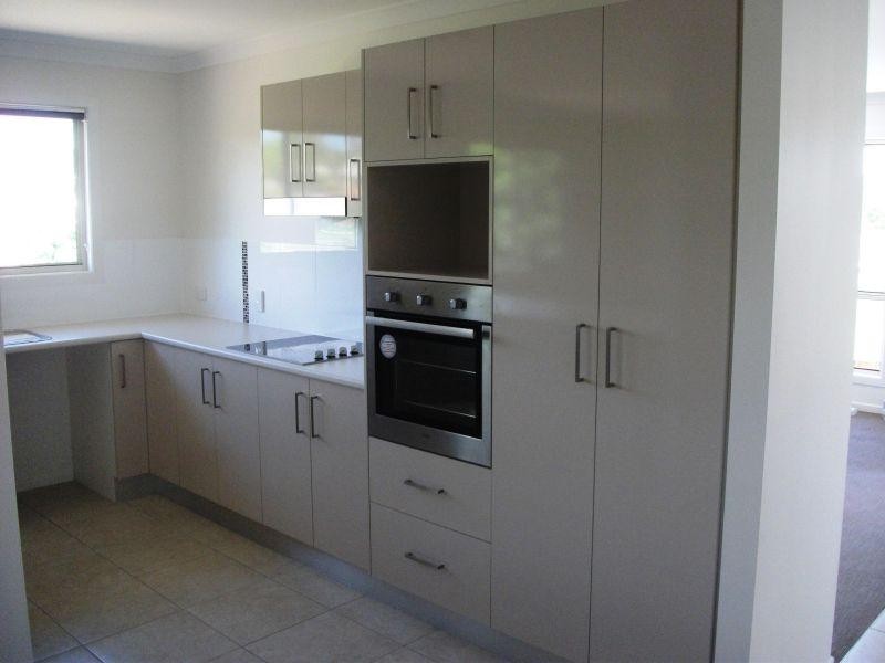 4 Bowlers Drive, Southside QLD 4570