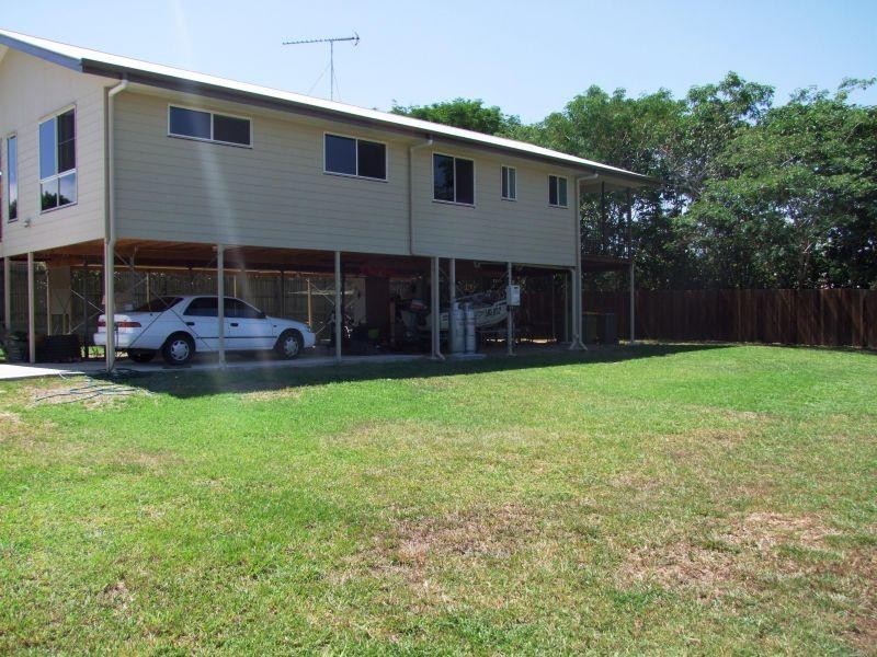 4 Bowlers Drive, Southside QLD 4570