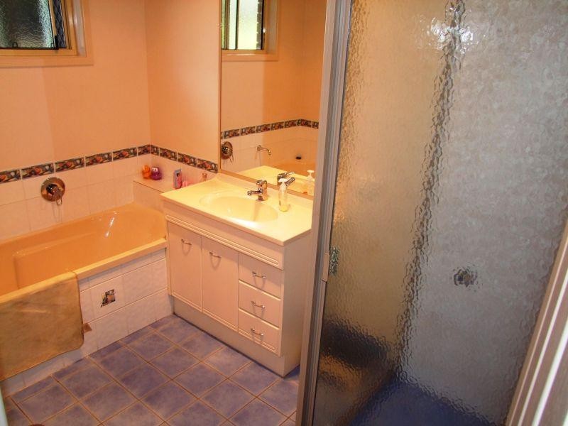 8 Coolabah Ct, Pie Creek QLD 4570