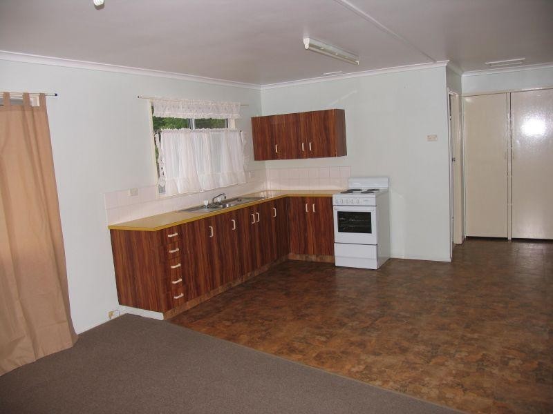 21 Power Road, Southside QLD 4570