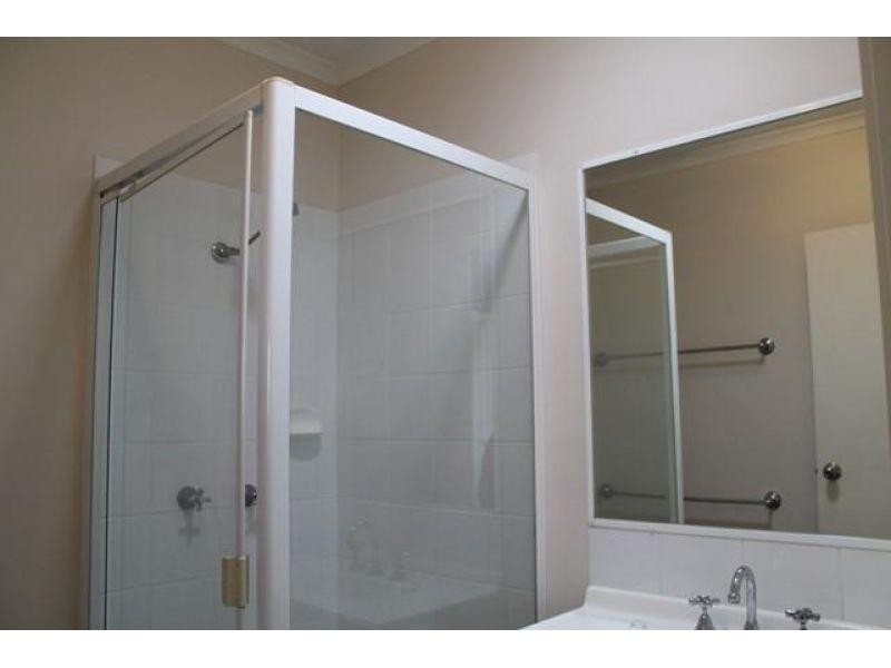 98a Stumm Road, Southside QLD 4570