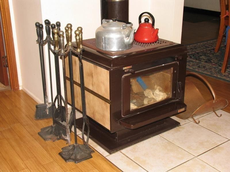 2 Daphne Street, Southside QLD 4570