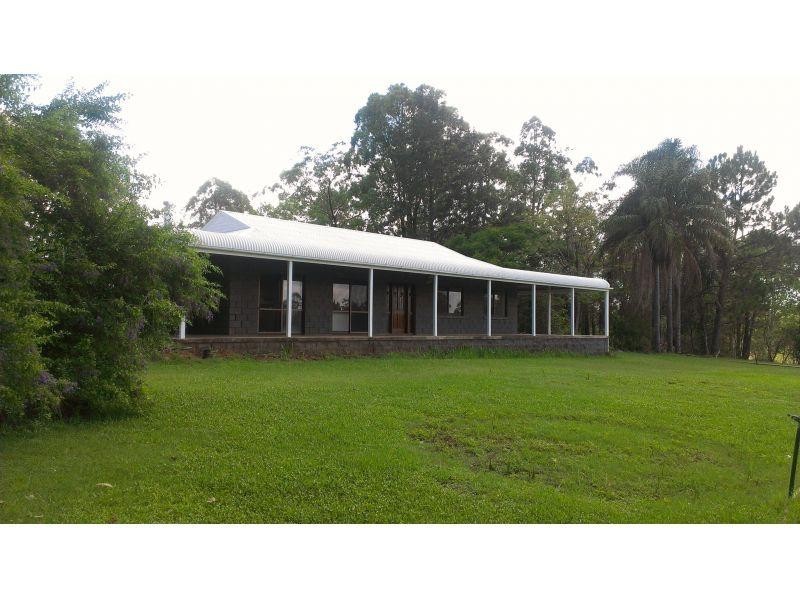 84 Rocks Road, Southside QLD 4570