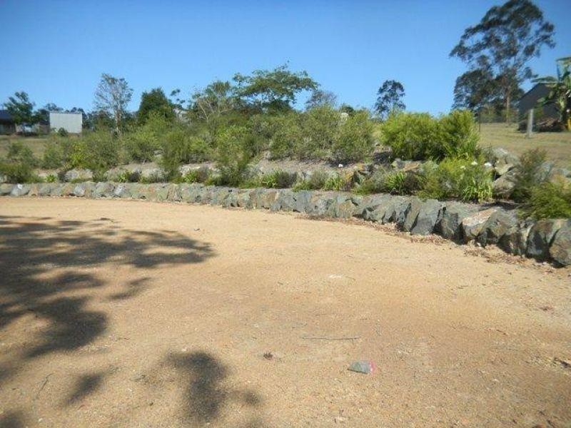 4 Danchia Court, Southside QLD 4570