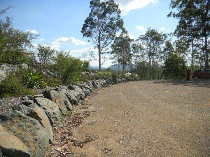 4 Danchia Court, Southside QLD 4570