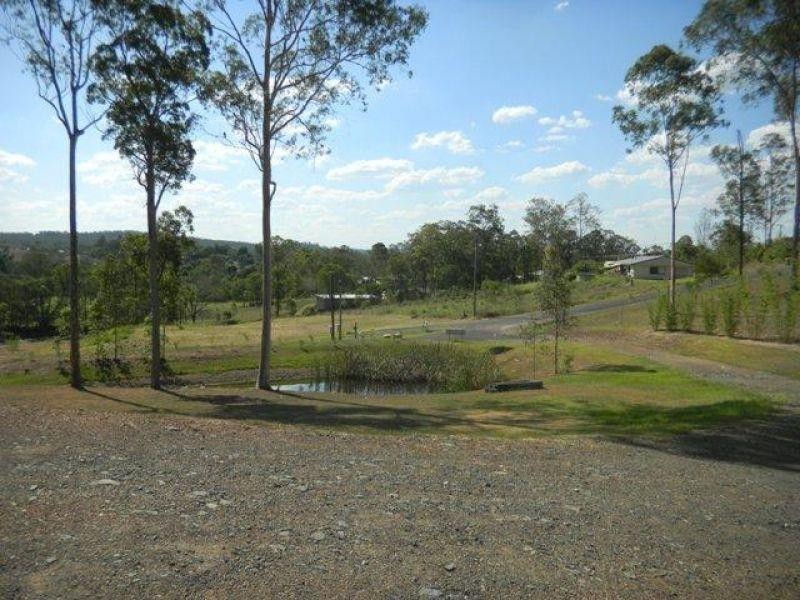4 Danchia Court, Southside QLD 4570