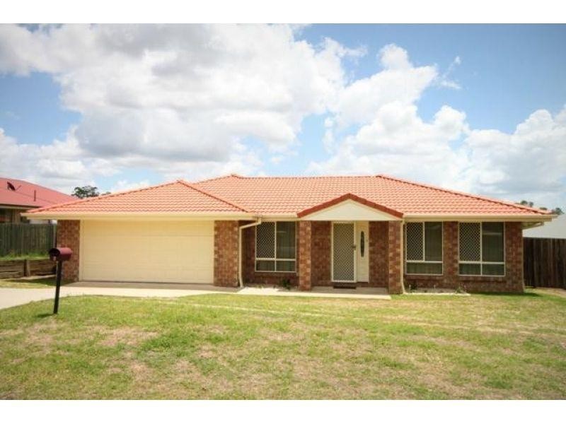 6 Hilltop Avenue, Southside QLD 4570