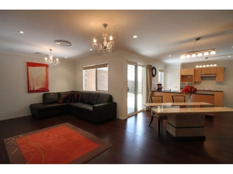 6 Hilltop Avenue, Southside QLD 4570