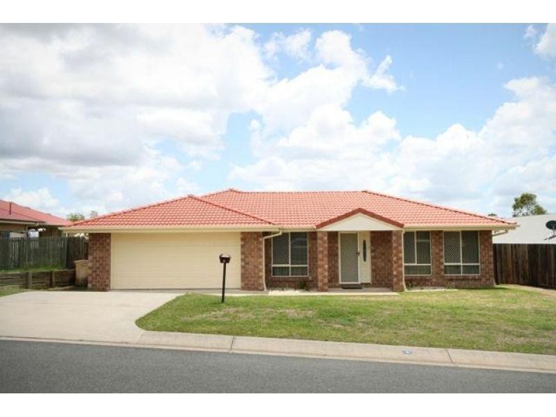 6 Hilltop Avenue, Southside QLD 4570