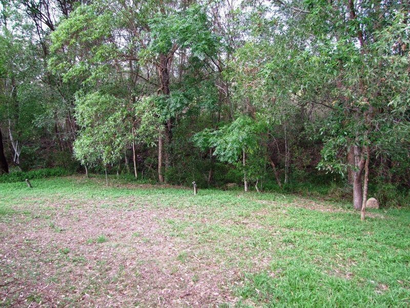 16 Jasmine ave, Southside QLD 4570