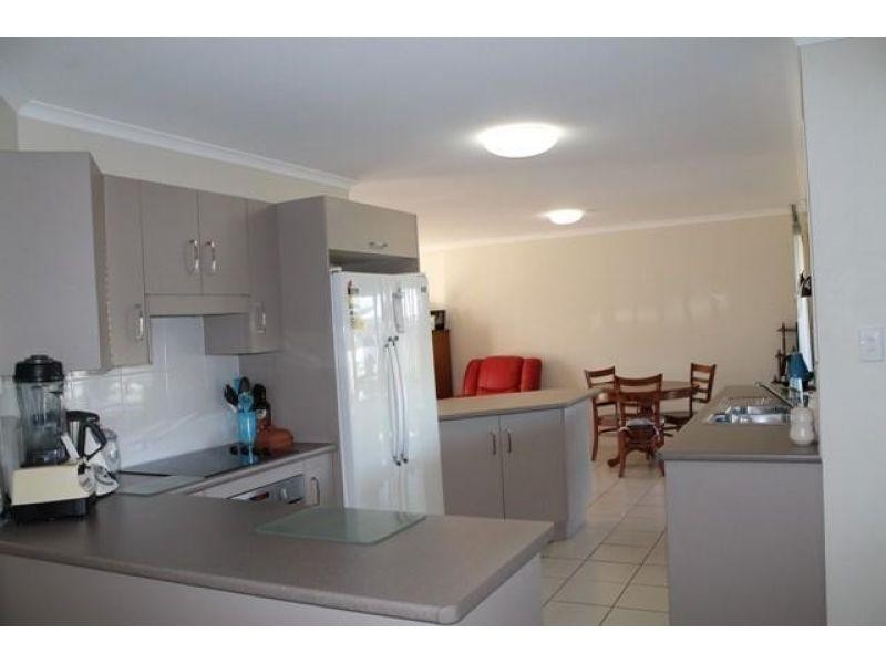 18 St Andrews Crescent, Gympie QLD 4570