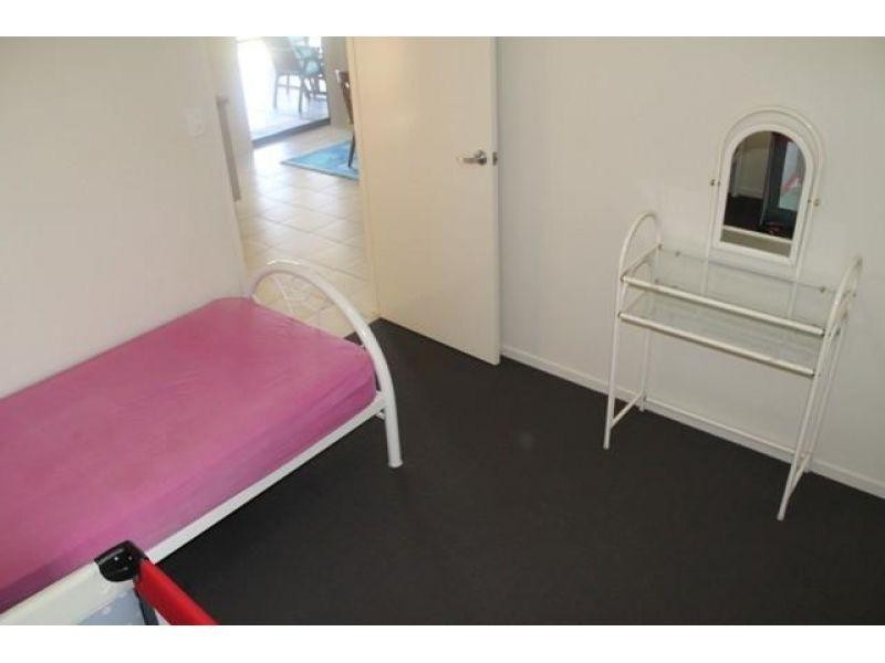 18 St Andrews Crescent, Gympie QLD 4570