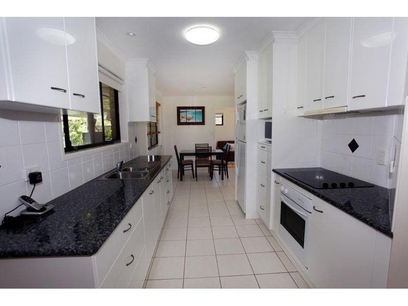 7 Castlereagh Ct, Southside QLD 4570