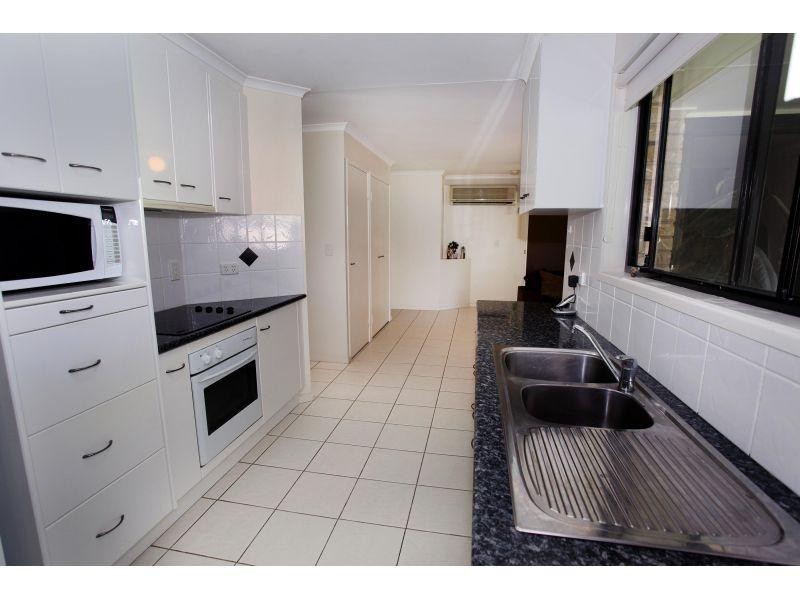 7 Castlereagh Ct, Southside QLD 4570