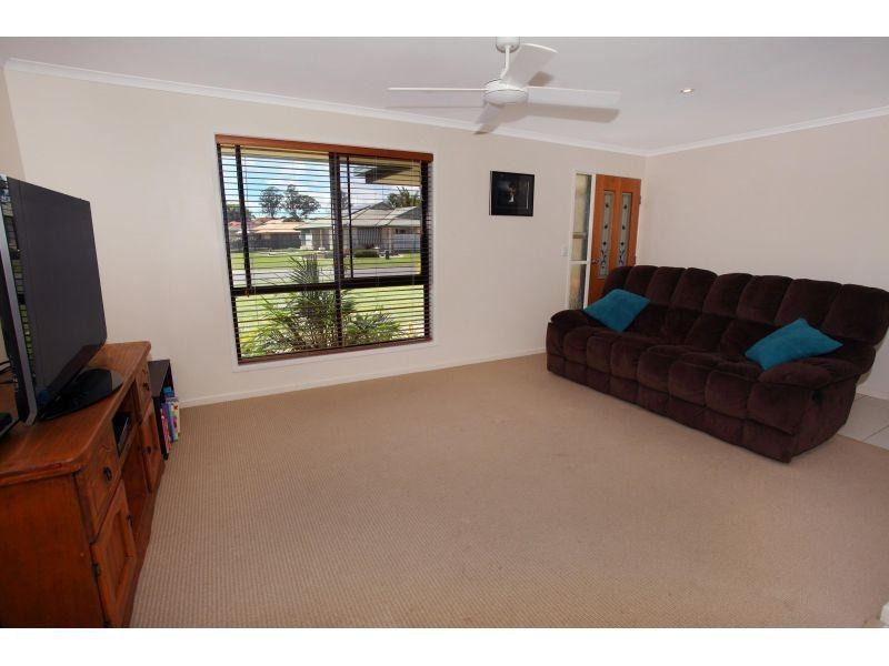 7 Castlereagh Ct, Southside QLD 4570