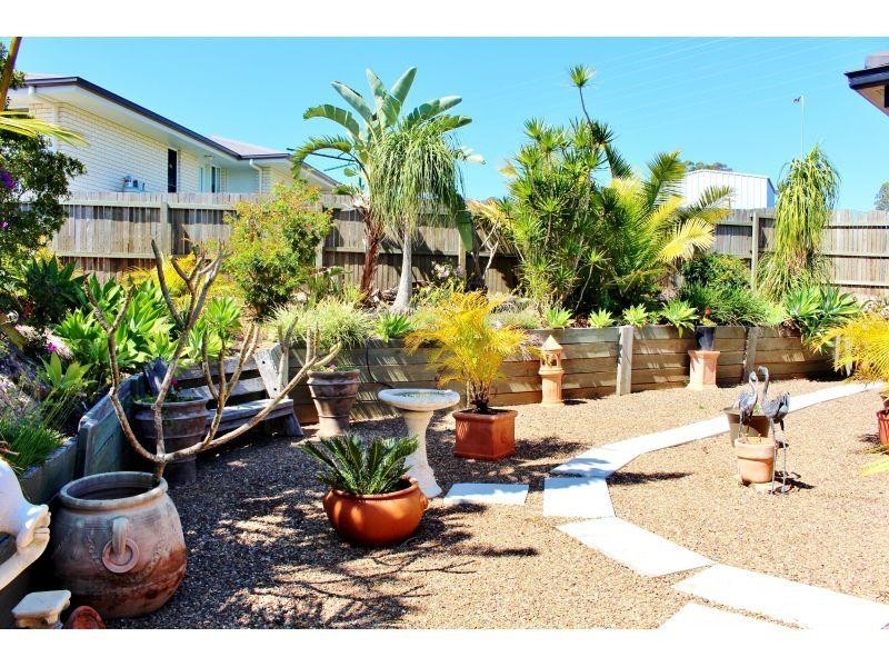 15 Inverness Street, Southside QLD 4570