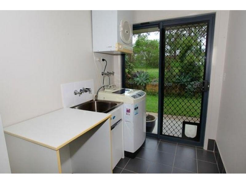 98 Benson Road, Araluen QLD 4570