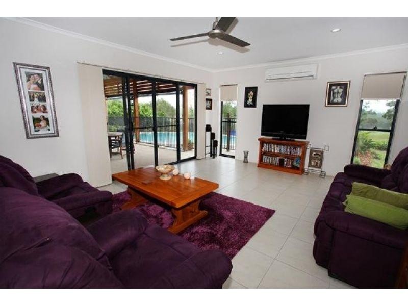 98 Benson Road, Araluen QLD 4570