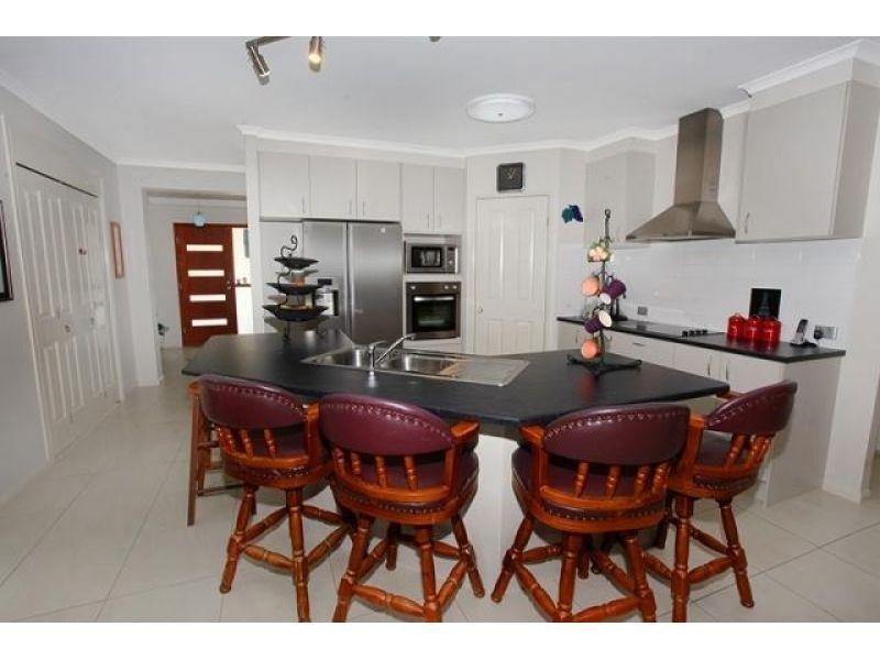 98 Benson Road, Araluen QLD 4570