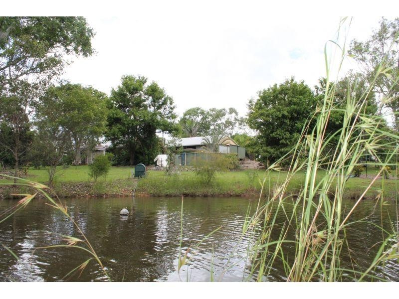 81 Taylor Road, Veteran QLD 4570