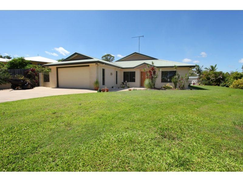 17 Rosewood Ct, Southside QLD 4570