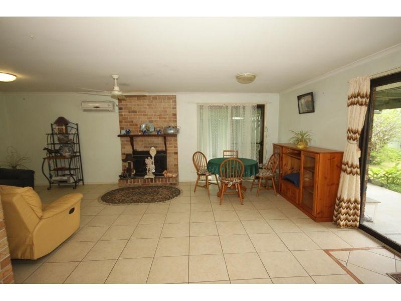 1013 Bruce Highway South, Kybong QLD 4570