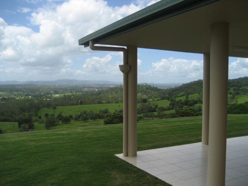 82 Irvine Road, Chatsworth QLD 4570