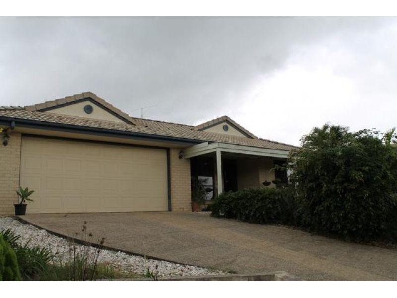 7 Elms Court, Southside QLD 4570