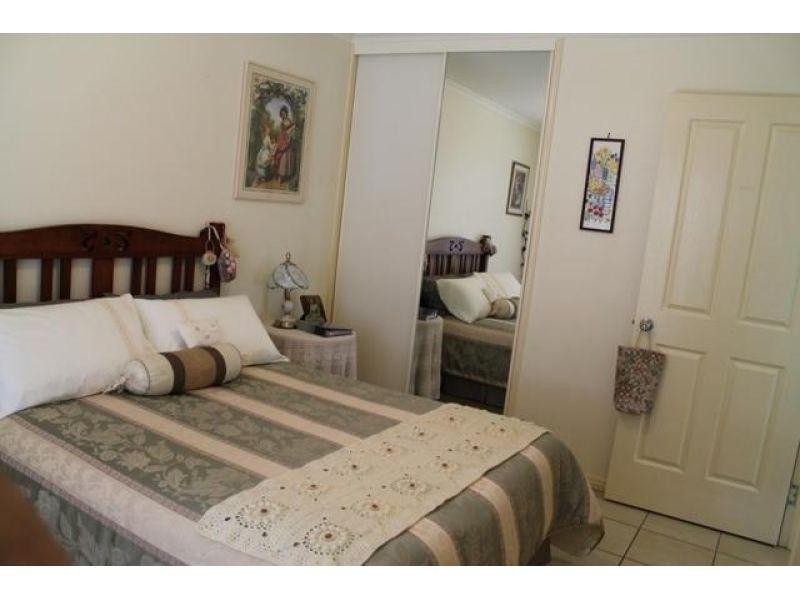 7 Elms Court, Southside QLD 4570