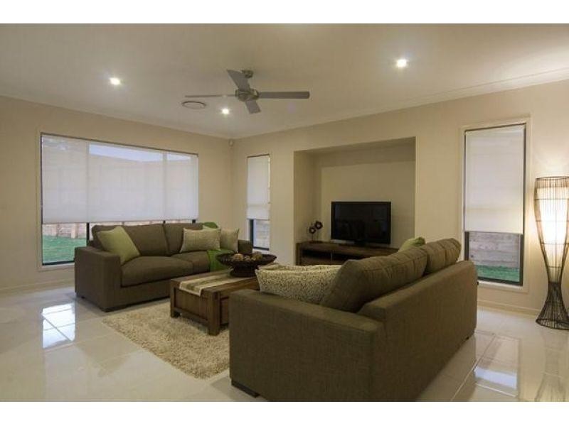 22 Woodland Drive, Southside QLD 4570