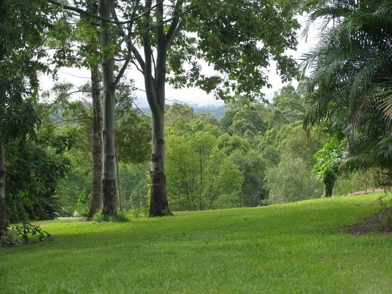 8 Valley Vista Road, The Dawn QLD 4570