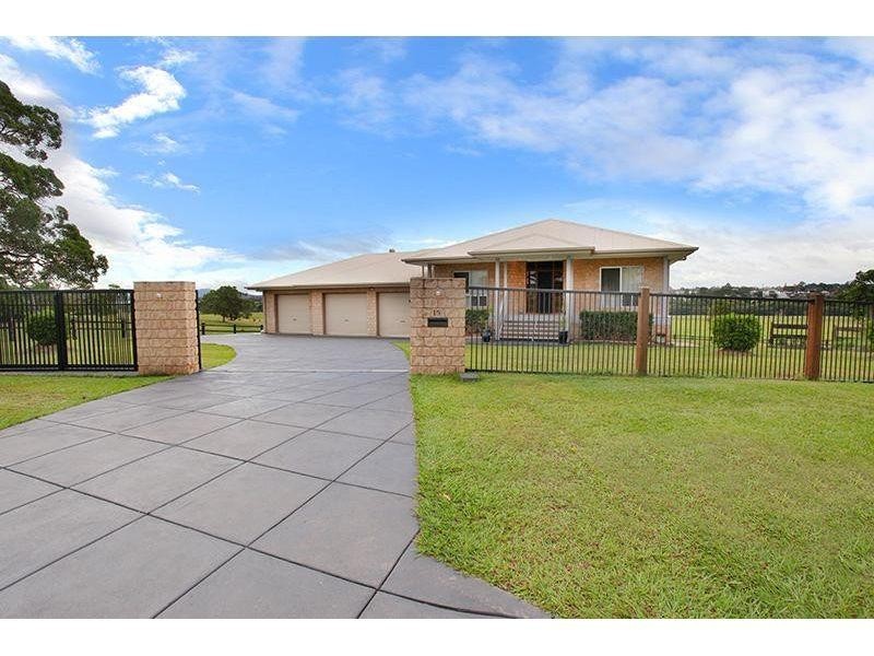 15 Stumm Road, Southside QLD 4570