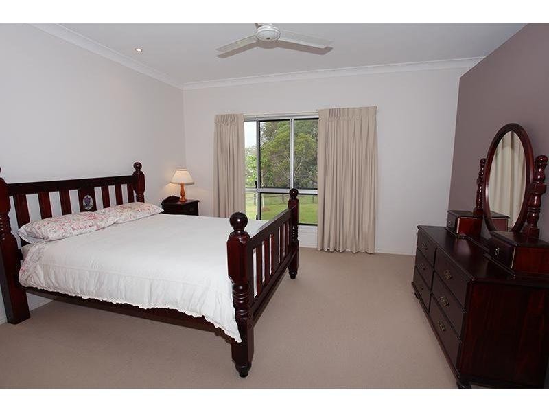 15 Stumm Road, Southside QLD 4570