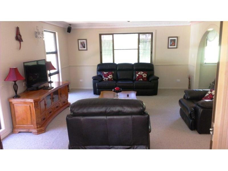 22 Davey Road, Southside QLD 4570