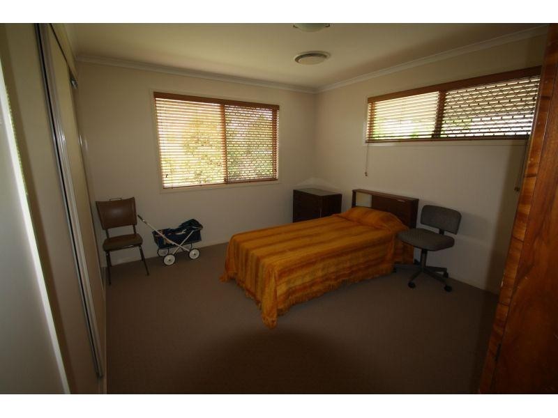 91 Exhibition Road, Southside QLD 4570