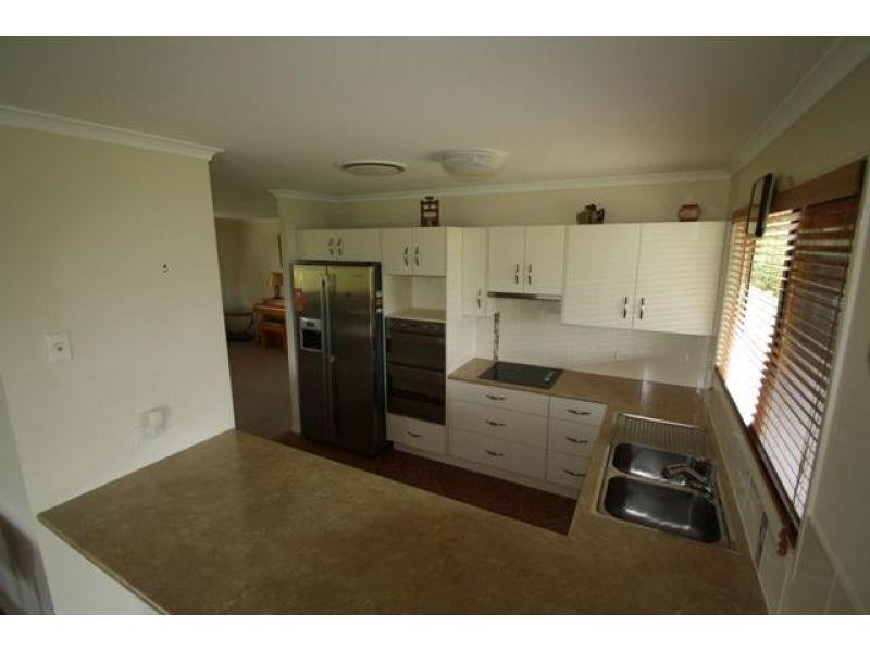 91 Exhibition Road, Southside QLD 4570