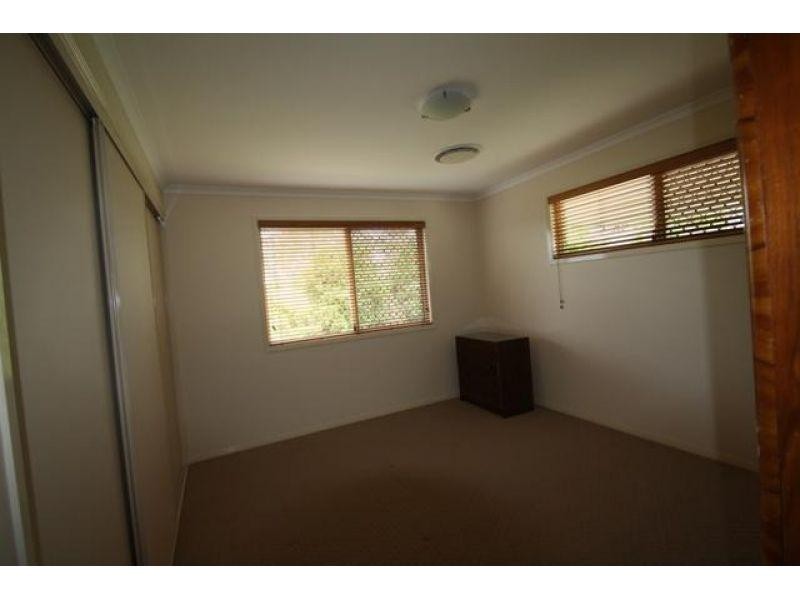 91 Exhibition Road, Southside QLD 4570