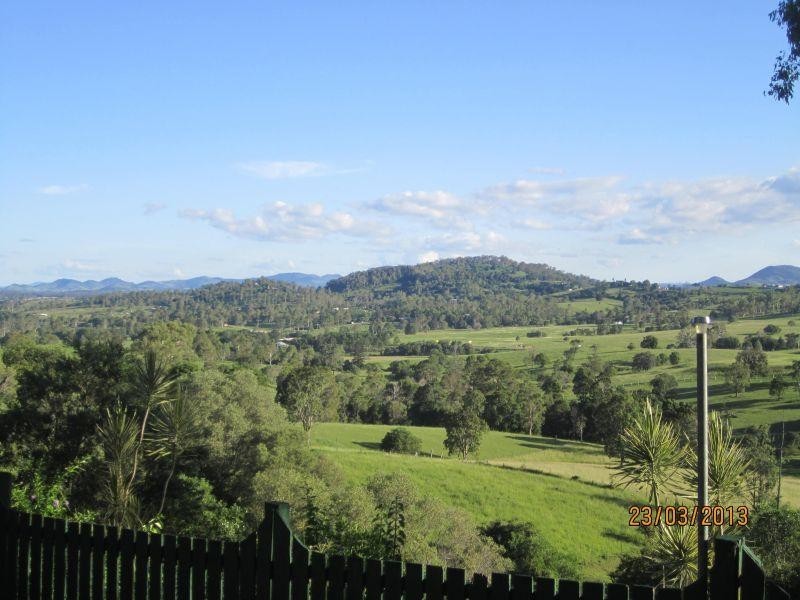 22 Figtree Road, Chatsworth QLD 4570