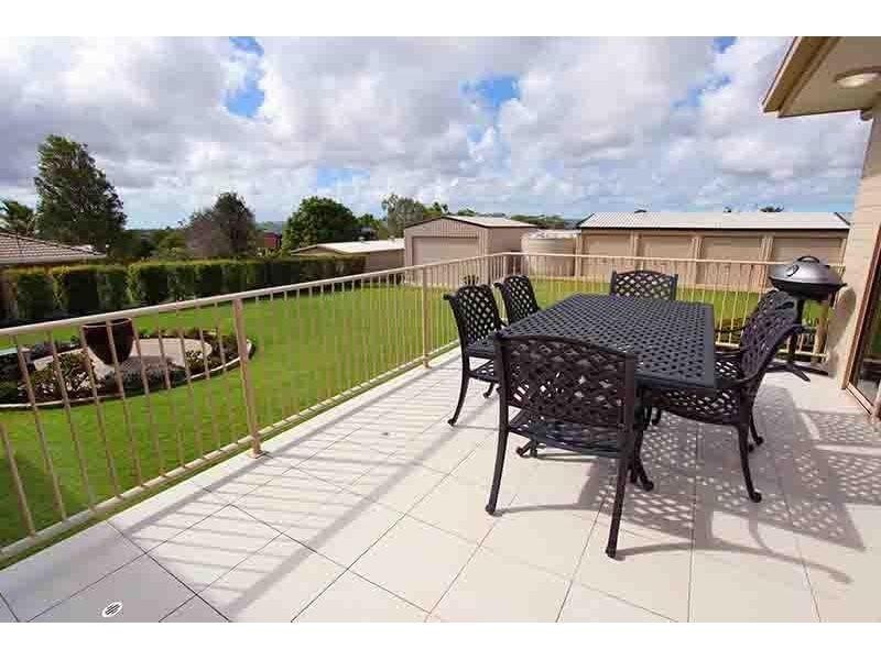 65 Endeavour Drive, Cooloola Cove QLD 4580