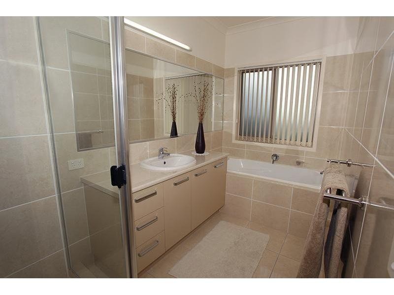 65 Endeavour Drive, Cooloola Cove QLD 4580