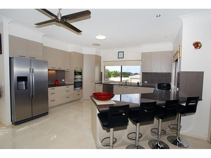 65 Endeavour Drive, Cooloola Cove QLD 4580