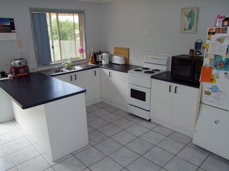 6 Hakea Place, Rainbow Beach QLD 4581