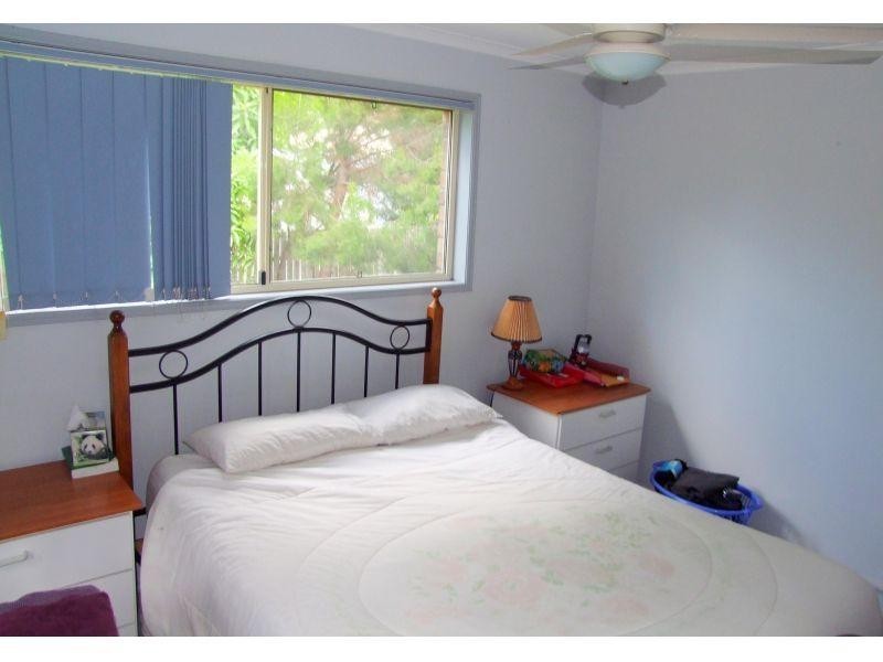 6 Hakea Place, Rainbow Beach QLD 4581