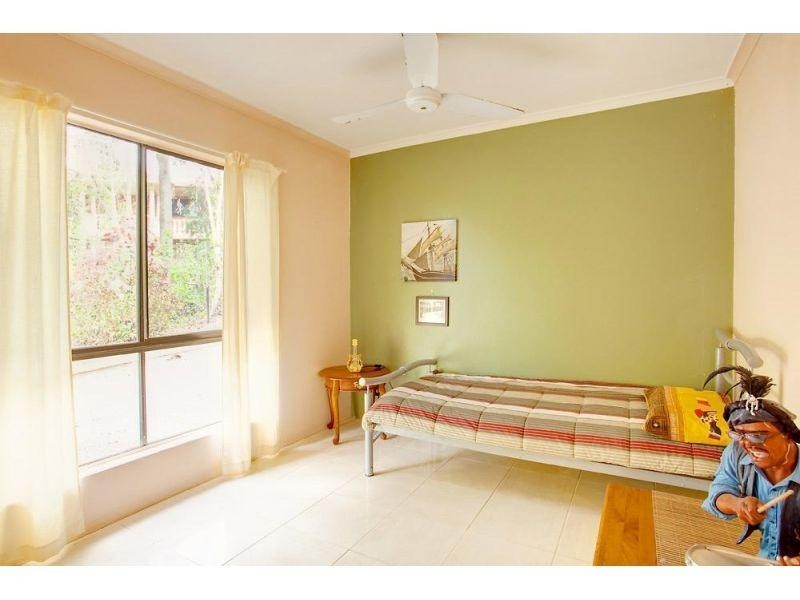 5 Lindsay Street, Southside QLD 4570