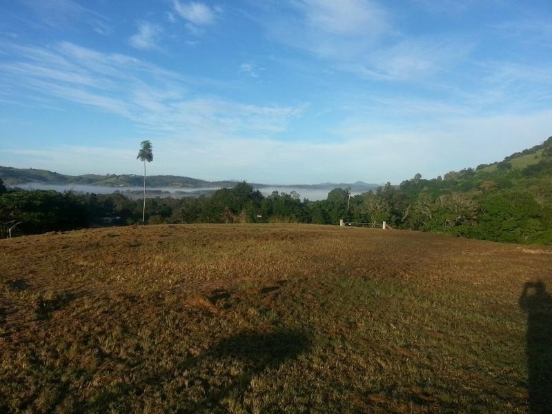 240 Allen Road, Chatsworth QLD 4570