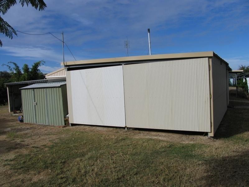 240 Allen Road, Chatsworth QLD 4570