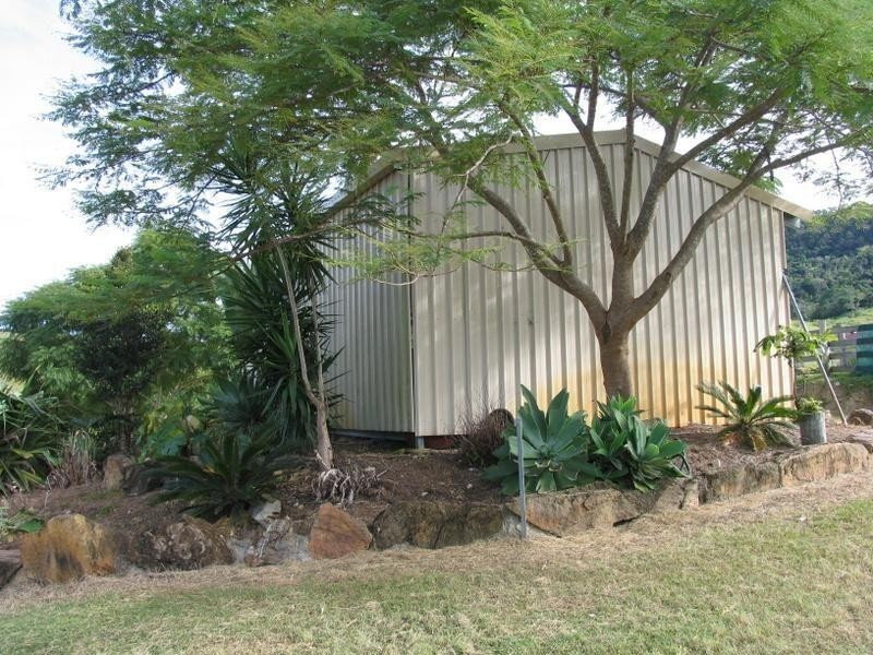 240 Allen Road, Chatsworth QLD 4570