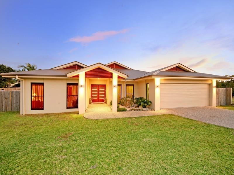 10 Bond Drive, Southside QLD 4570